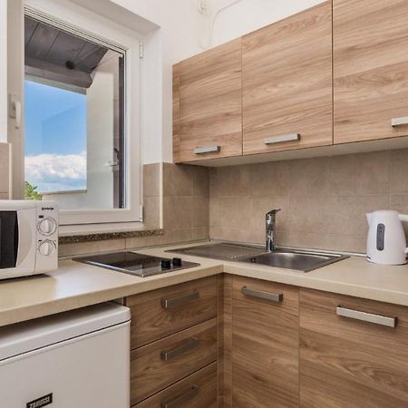 Rona Apartment Zdravko 巴尔巴里加 外观 照片
