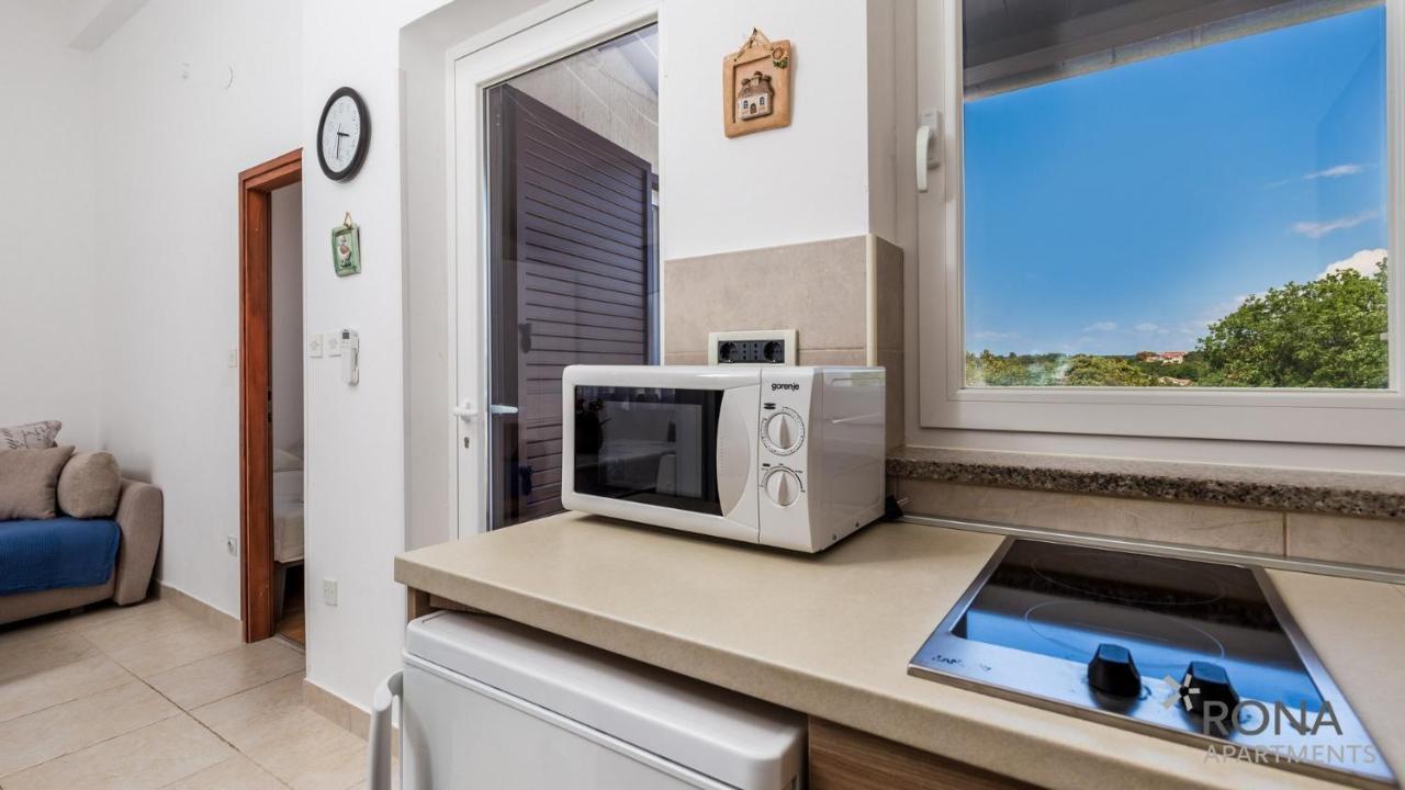 Rona Apartment Zdravko 巴尔巴里加 外观 照片