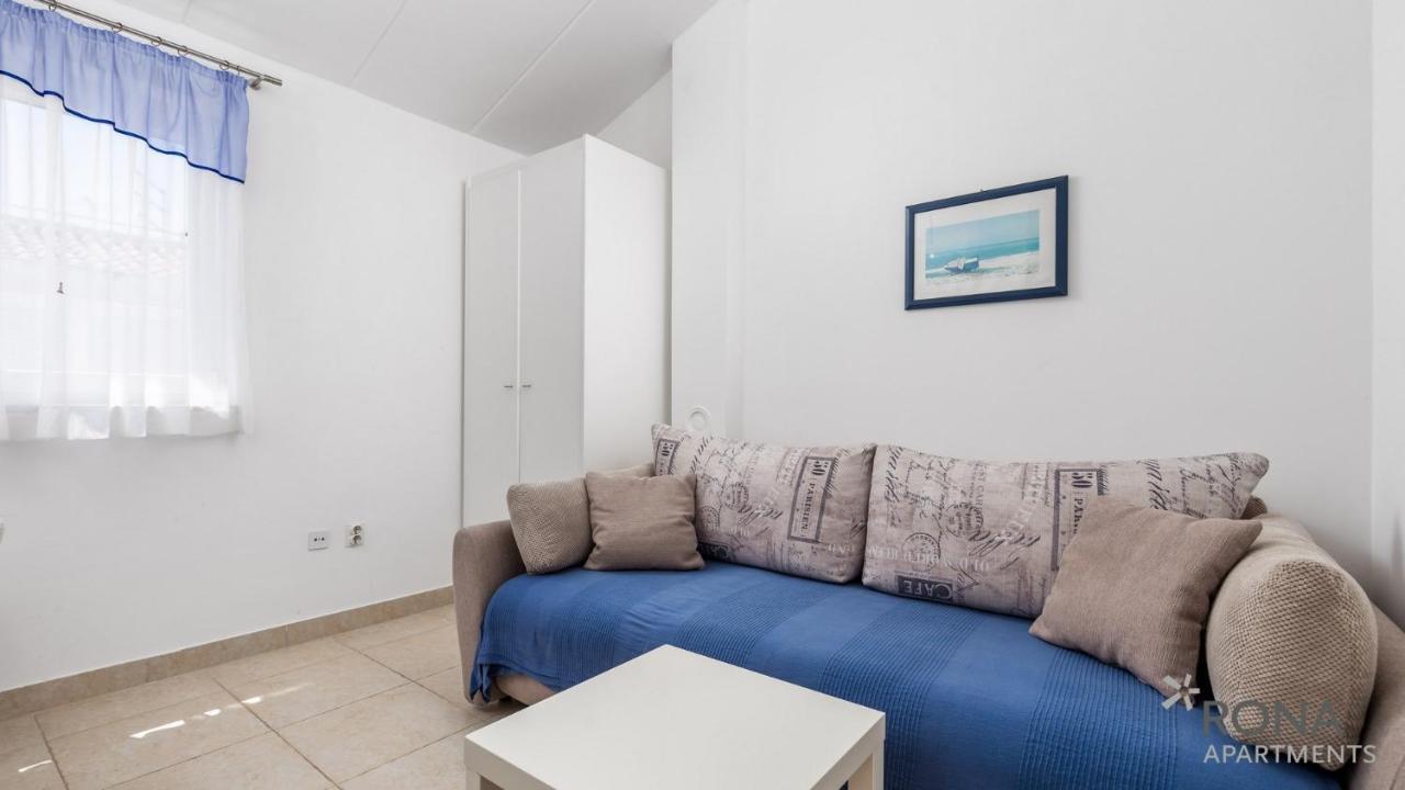 Rona Apartment Zdravko 巴尔巴里加 外观 照片