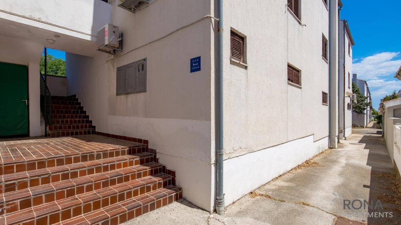 Rona Apartment Zdravko 巴尔巴里加 外观 照片